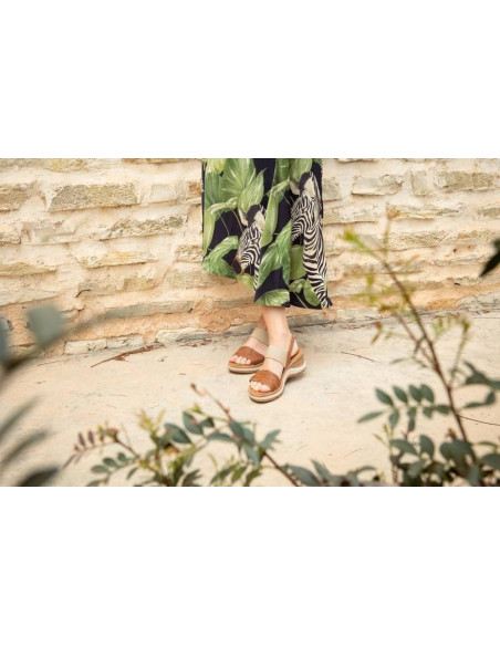 Paula Urban 27-563
