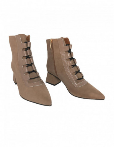 Daniela botín 23547