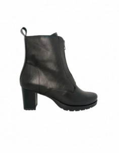 Desiree botín LEURY25