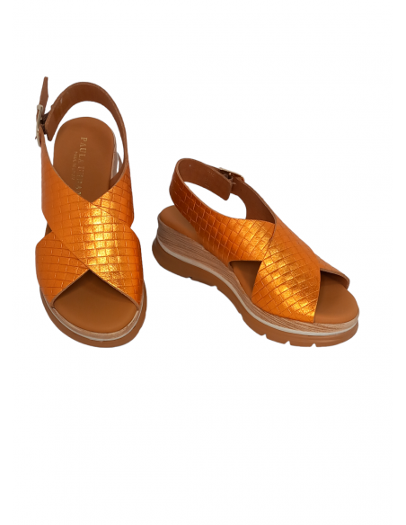 Paula Urban 24-651