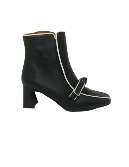 Daniela botín 24631