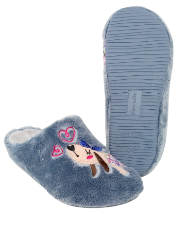 Garzón zapatilla de casa 15351.275