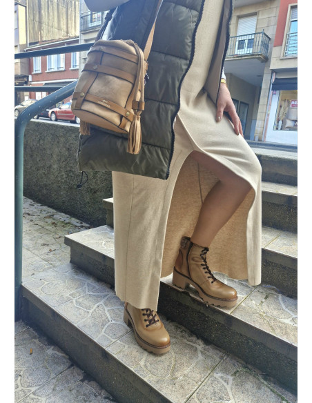 DESIREE Botín TOY 3