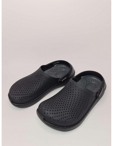 Crocs chancla 204592-0DD