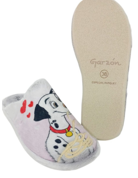 Garzón zapatilla de casa P226.275
