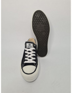 Victoria lona 061100 2