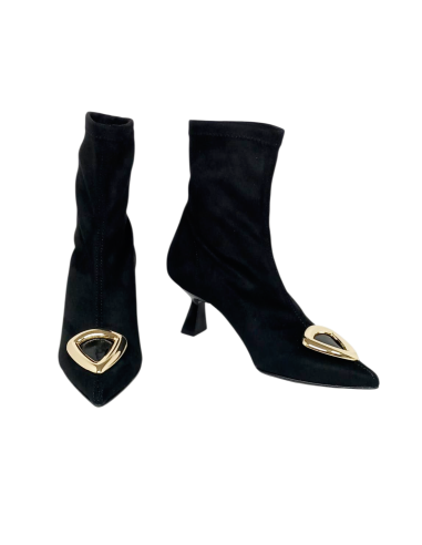 Daniela Vega botín 2699B