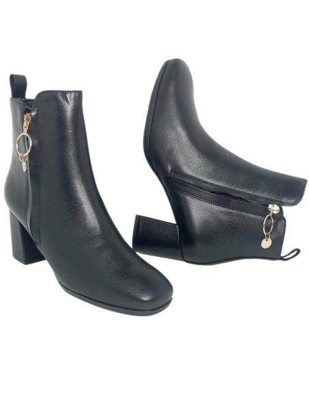 DESIREÉ Botín DAMI4 DIANA