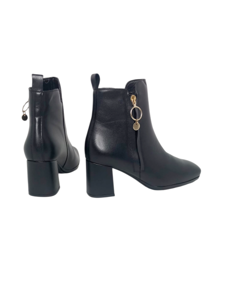 DESIREÉ Botín DAMI4 DIANA