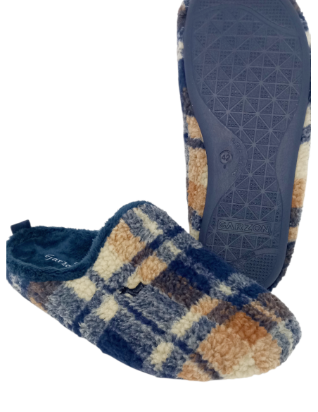 Garzón zapatilla de casa 8003.370