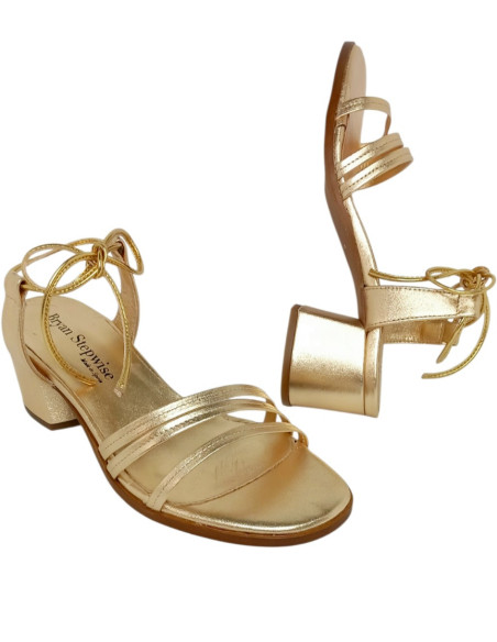 Bryan Stepwise sandalia 2615