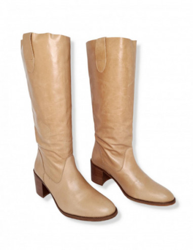 Bryan bota VALENTINA