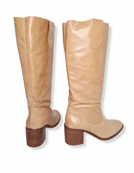 Bryan bota VALENTINA