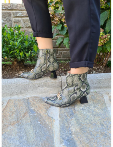 Daniela botín mujer 22623